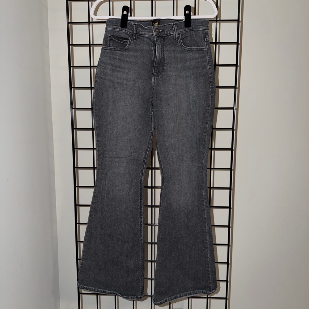 Lee Women's Flare Jeans in Gray